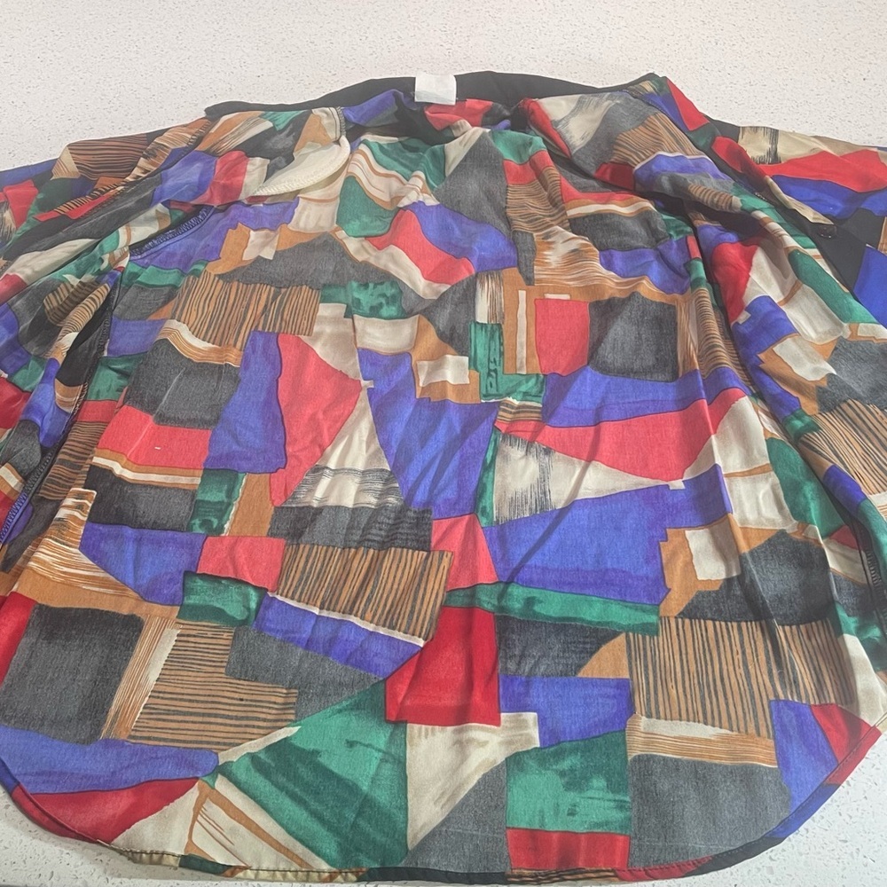 FUNKY GEOMETRIC PRINT SHORT-SLEEVE RAYON BUTTON-UP SHIRT - Picture 5 of 11